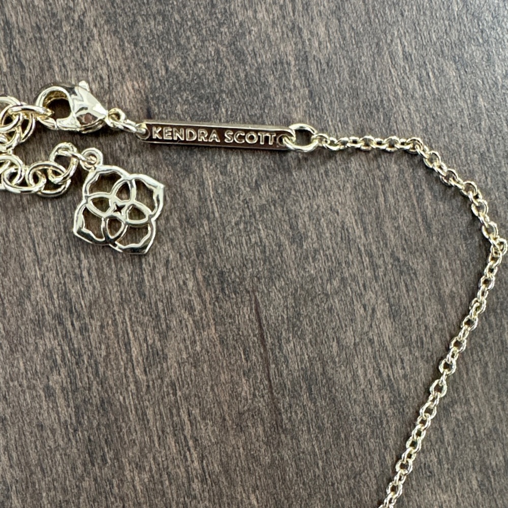 Kendra Scott Gold Chain Necklace - Picture 2 of 6